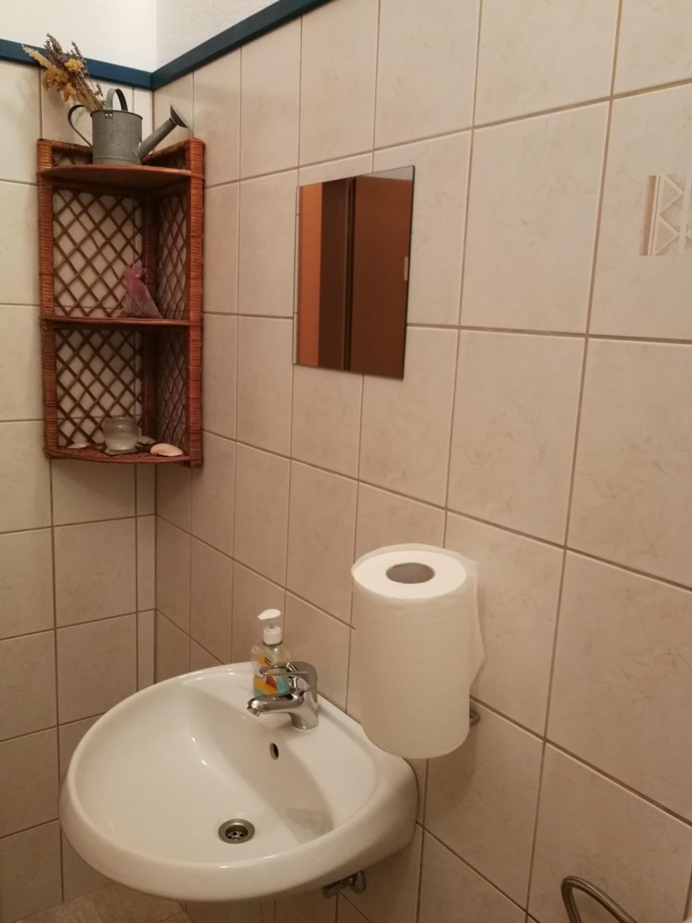 Photo 33