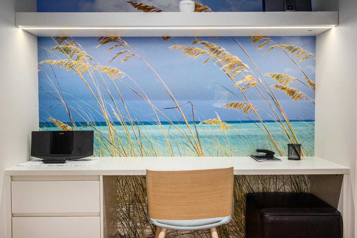 Luxury Tropical Haven - Pacific Avenue, Sunshine Beach