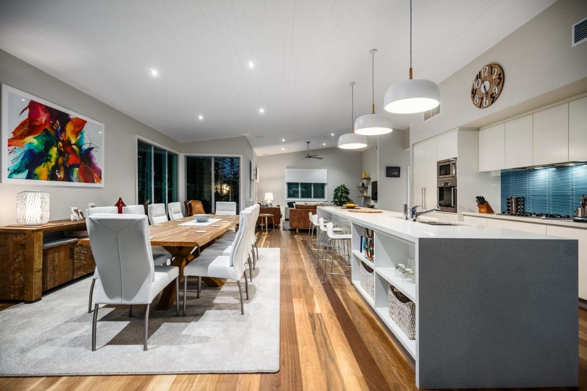 Luxury Tropical Haven - Pacific Avenue, Sunshine Beach