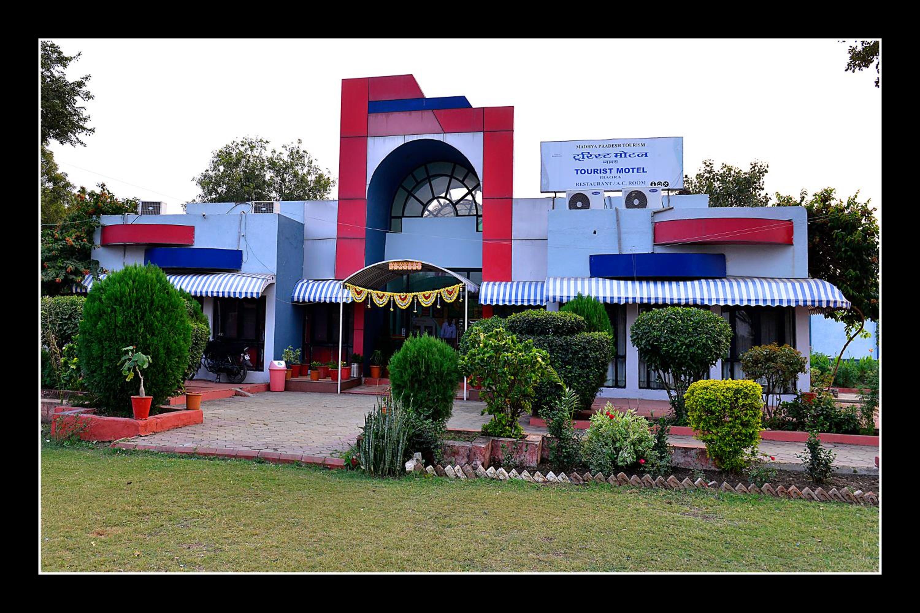 MPT Tourist Motel, Biaora view 2