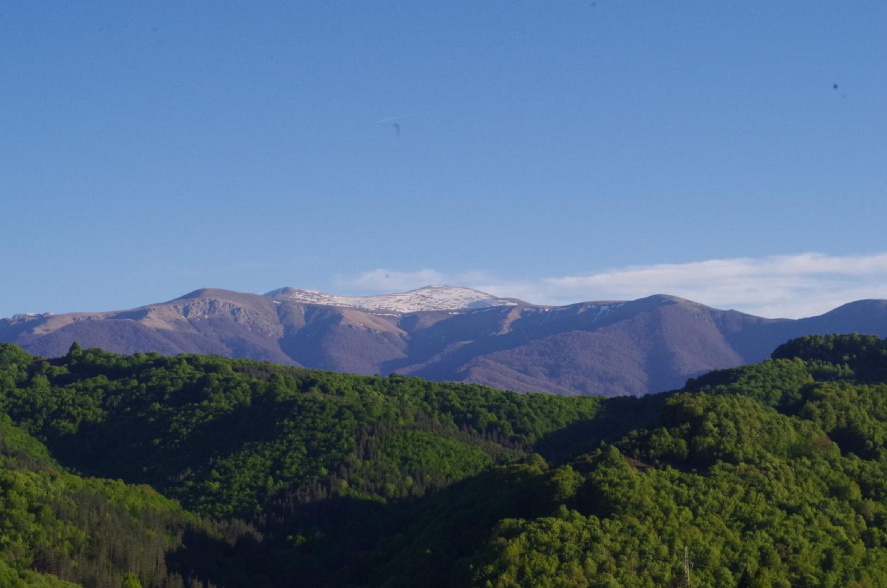 Authentic House with Stunning Mountain View - Karashka