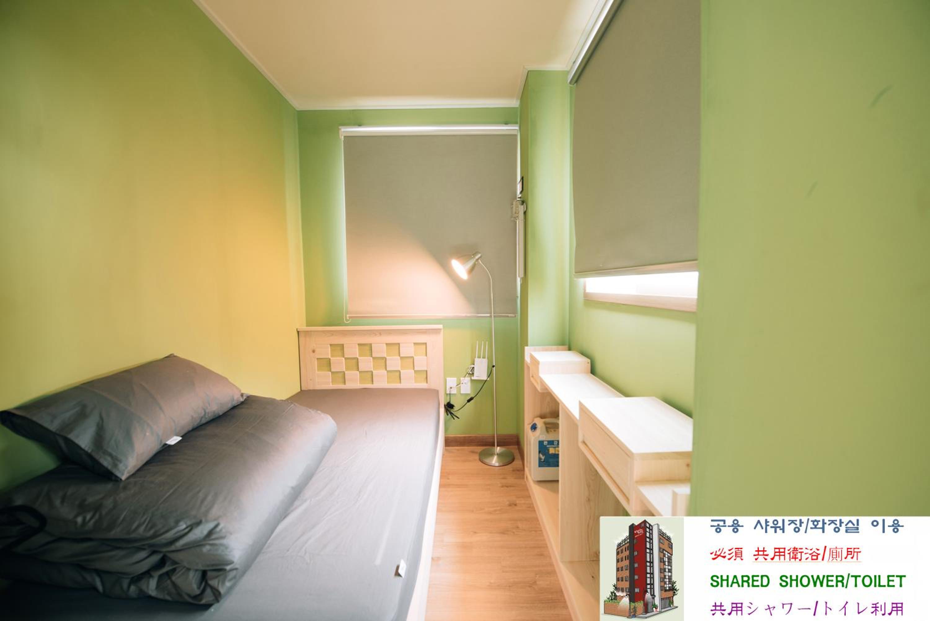 Midtown Hostel 145