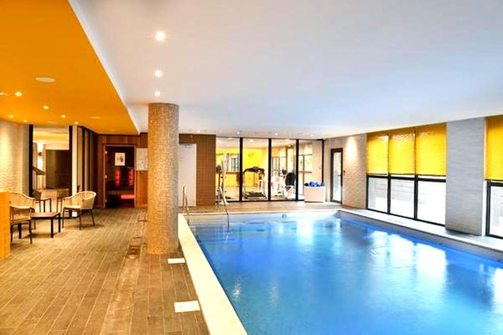 indoor pool