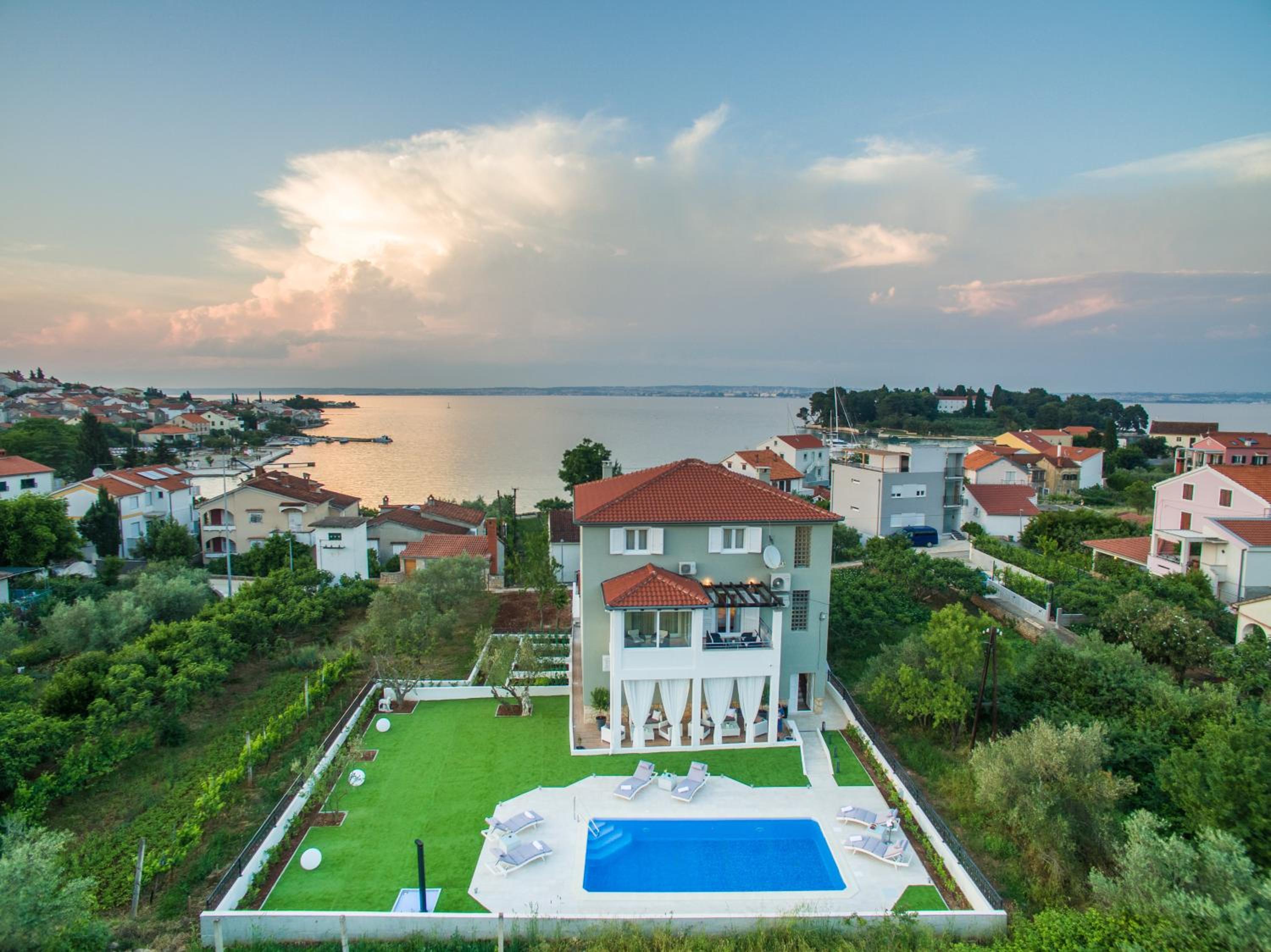 Hotel Apartments Very Good Life - Image 1