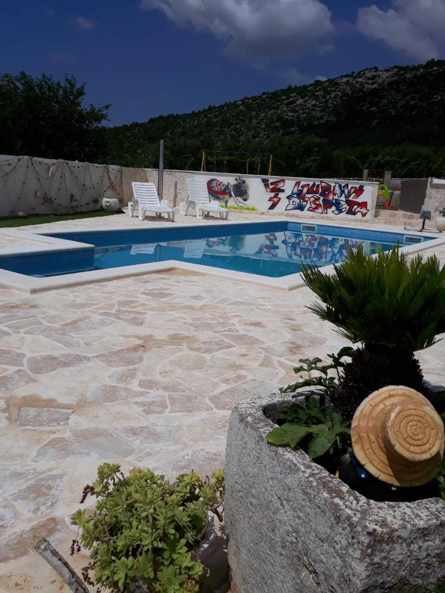 Villa Roza 1 view 5