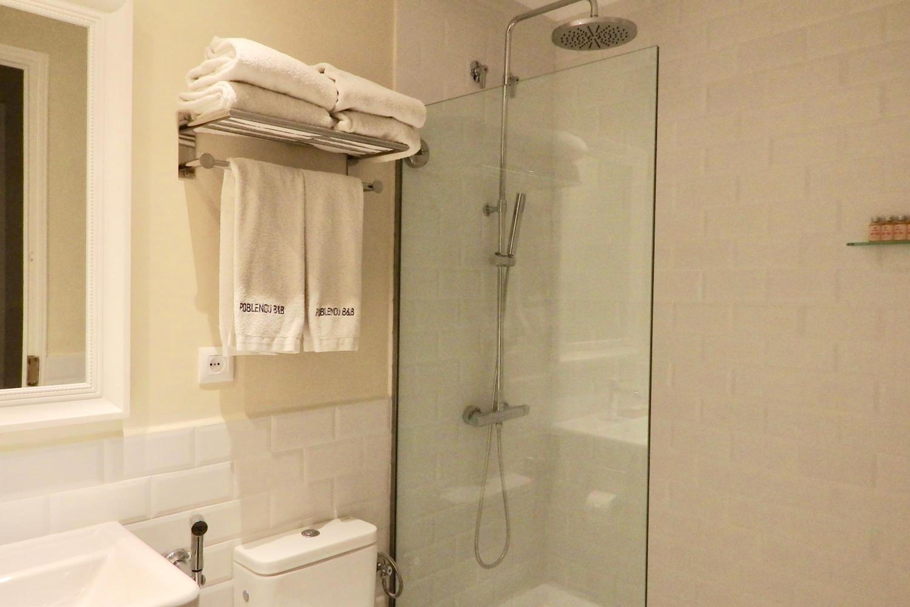 Hostal Poblenou