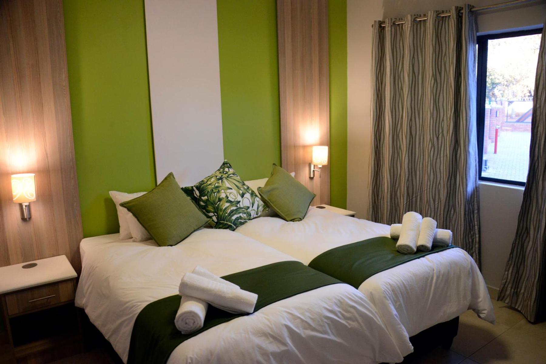 Green Side accommodation, photo 28