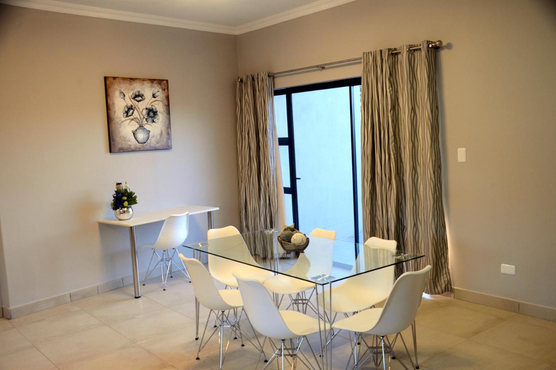 Green Side accommodation