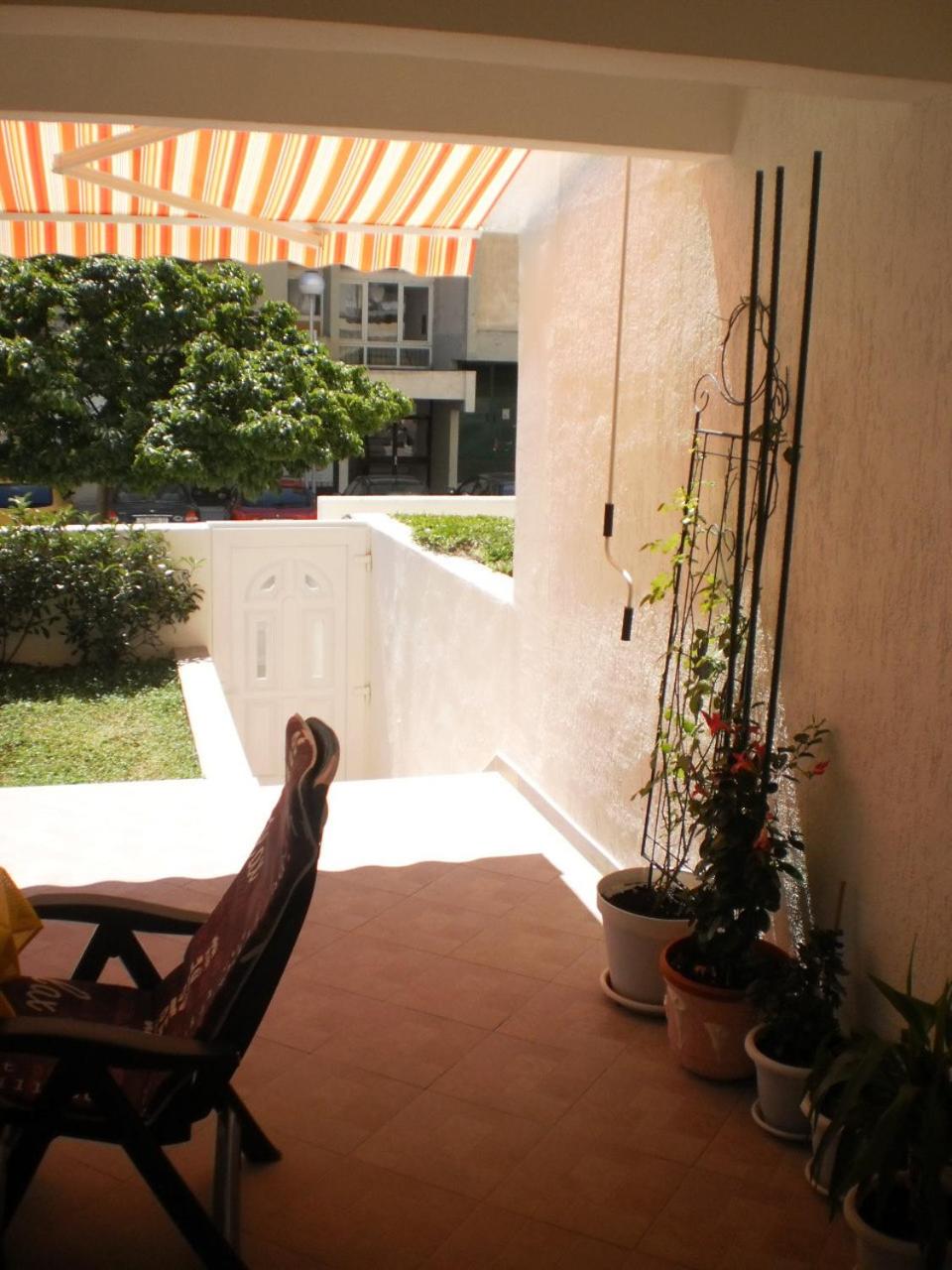 Apartment Lana en Omiš — balance & terrace