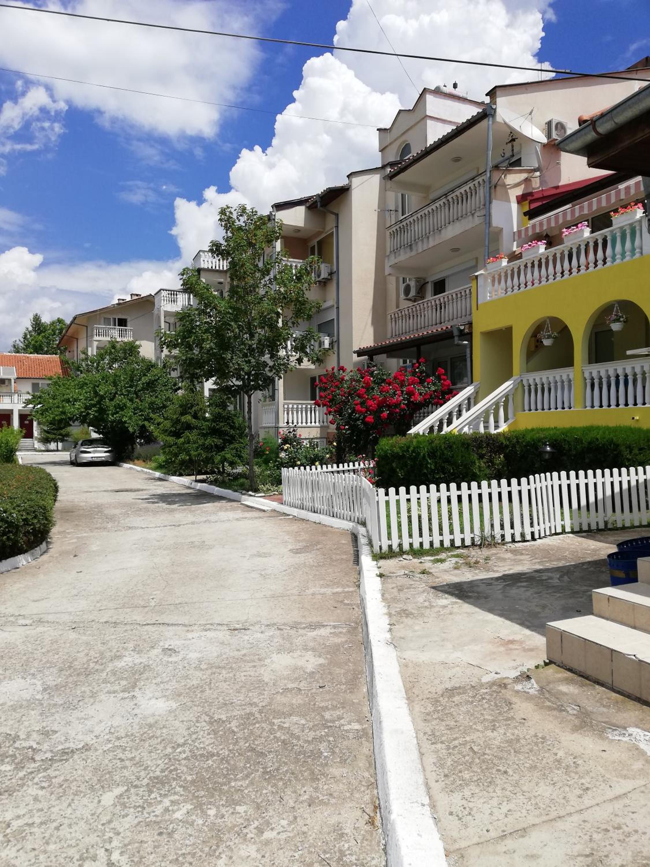Apartments Bravo 1-Vichevi