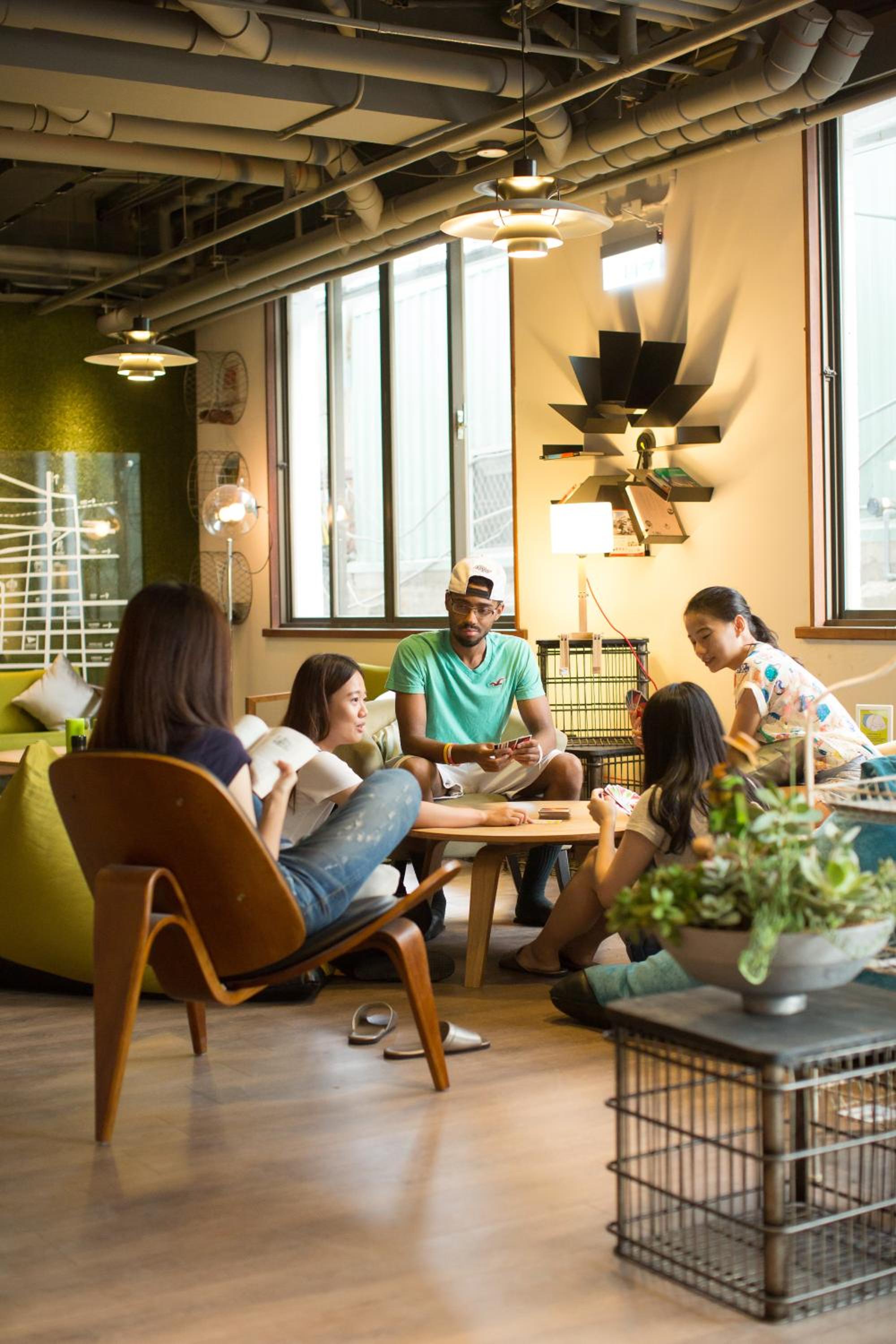 Light Hostel - Tainan