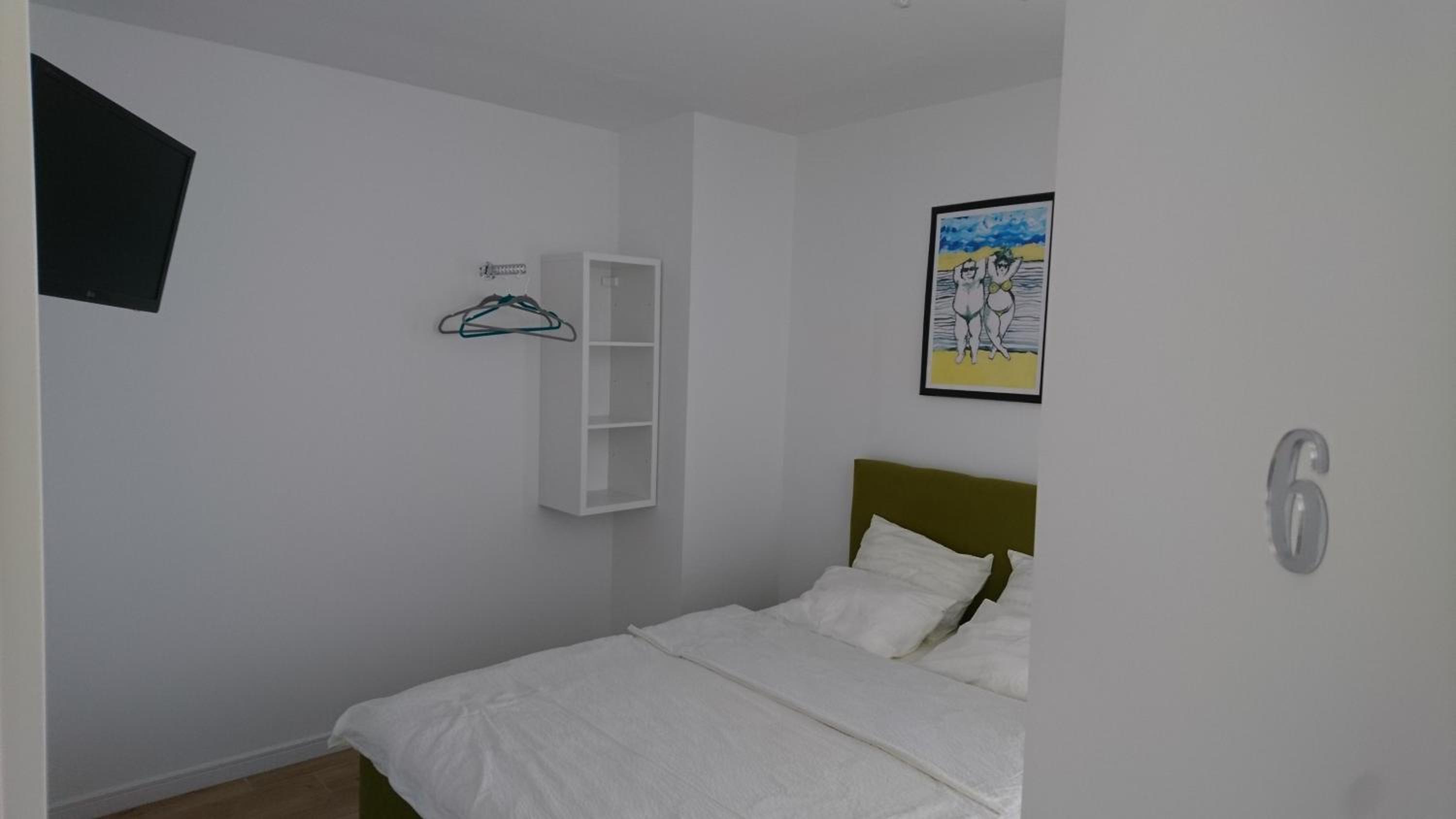 Photo 5