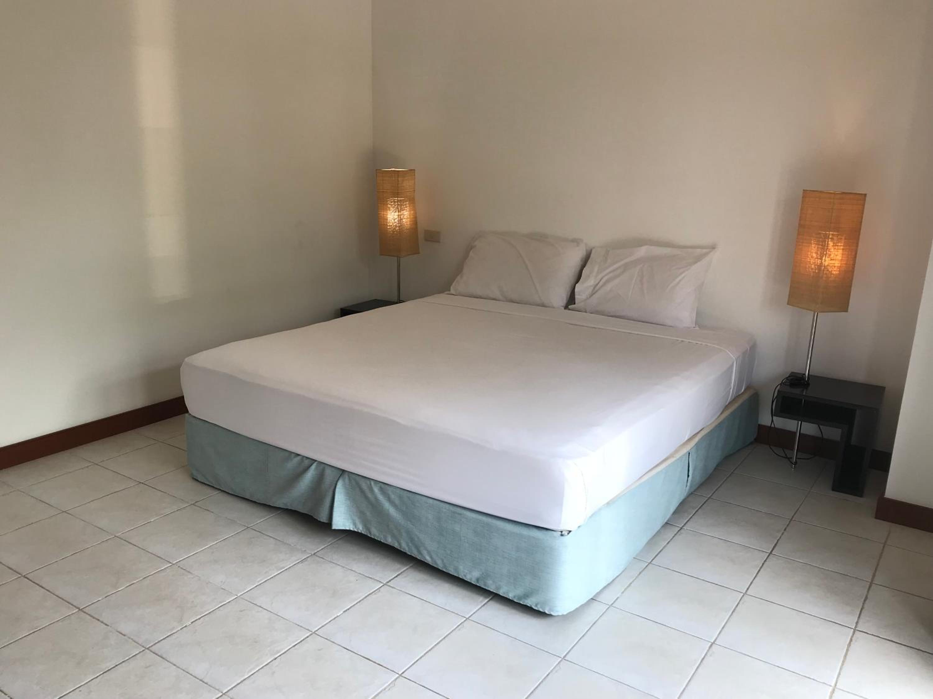 4 Bedroom Villa TG33 on Beachfront Resort SDV284-By Samui Dream Villas