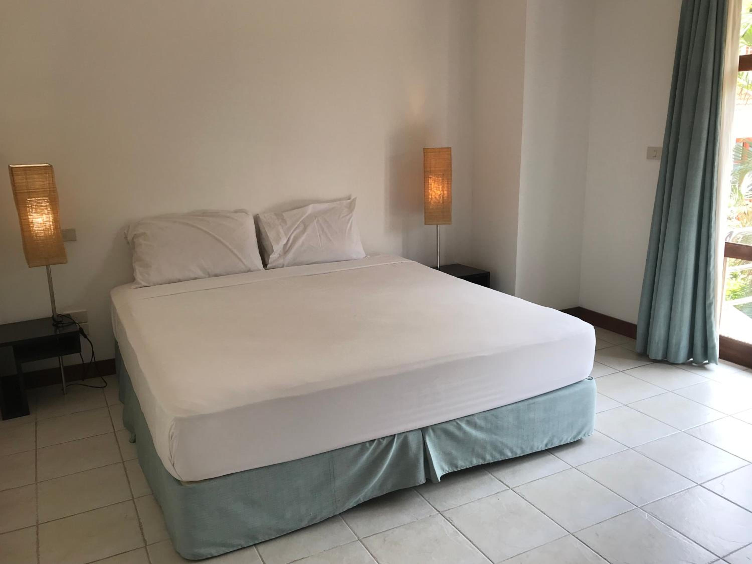 4 Bedroom Villa TG33 on Beachfront Resort SDV284-By Samui Dream Villas