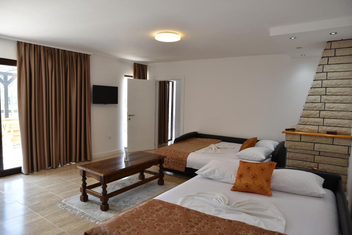 Guest House Evropa view 5