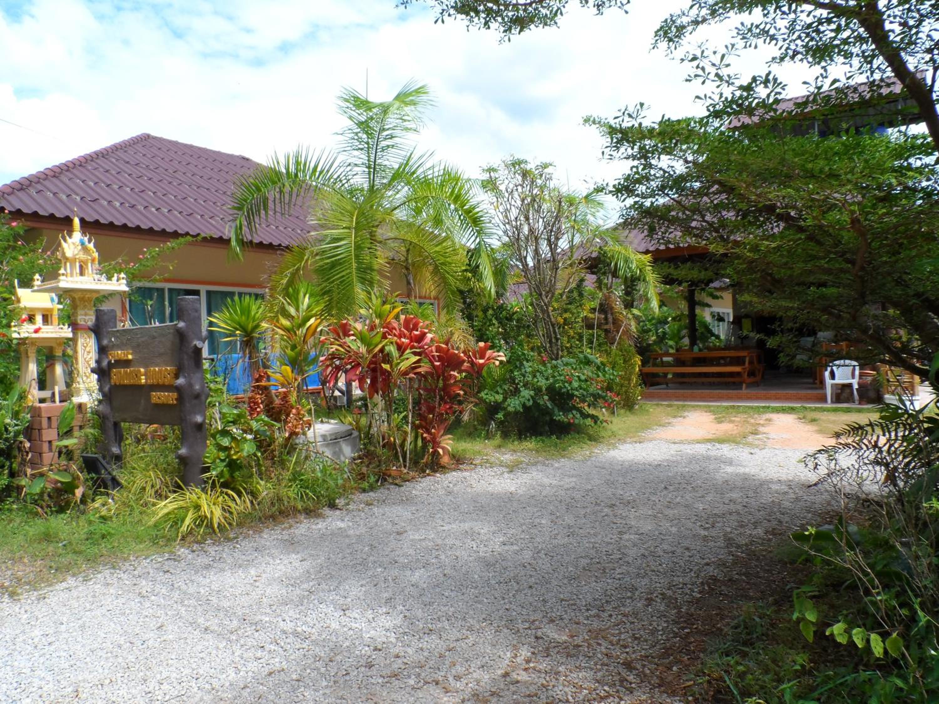 Khaolak Summer House Resort