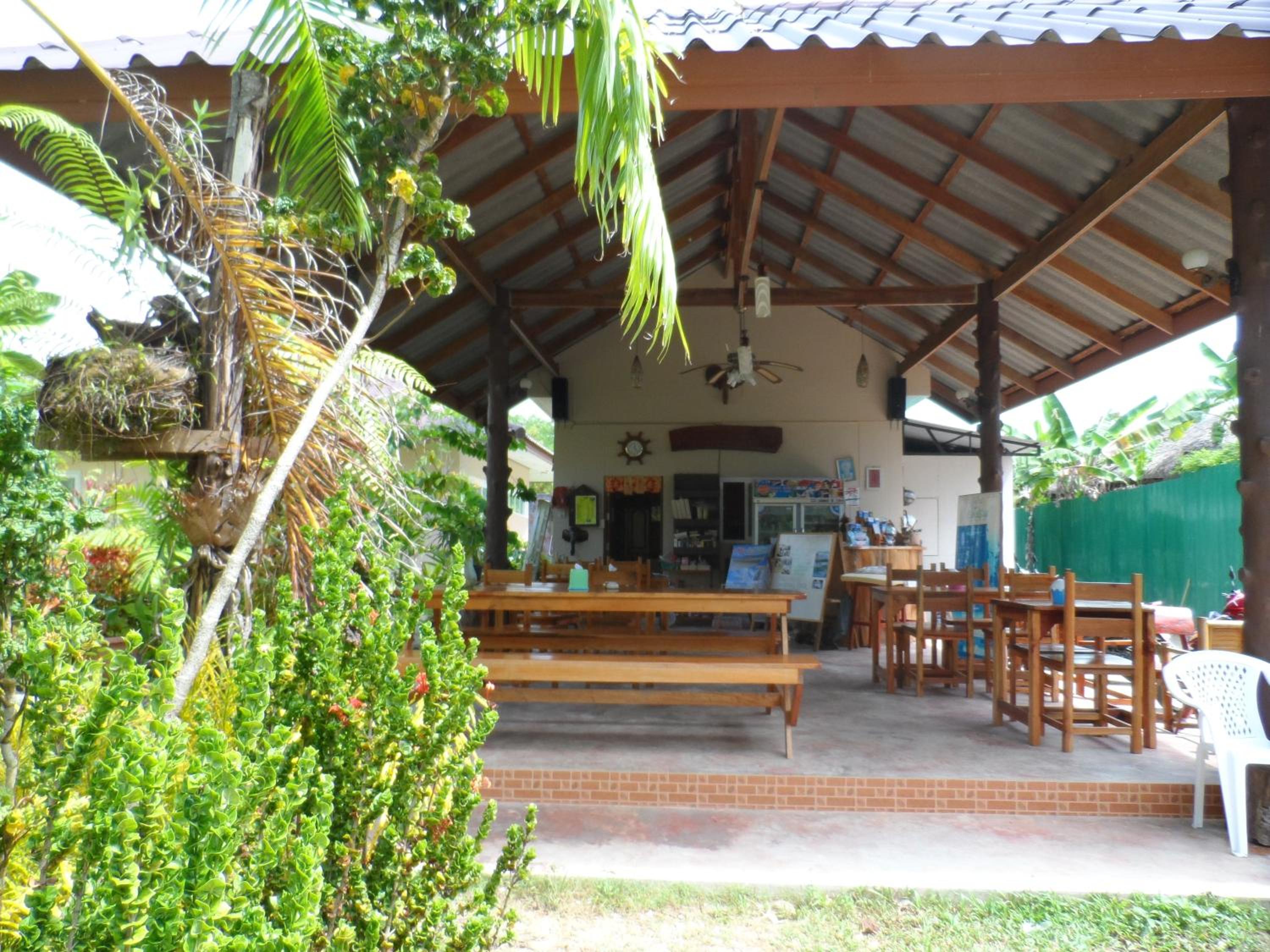 Khaolak Summer House Resort