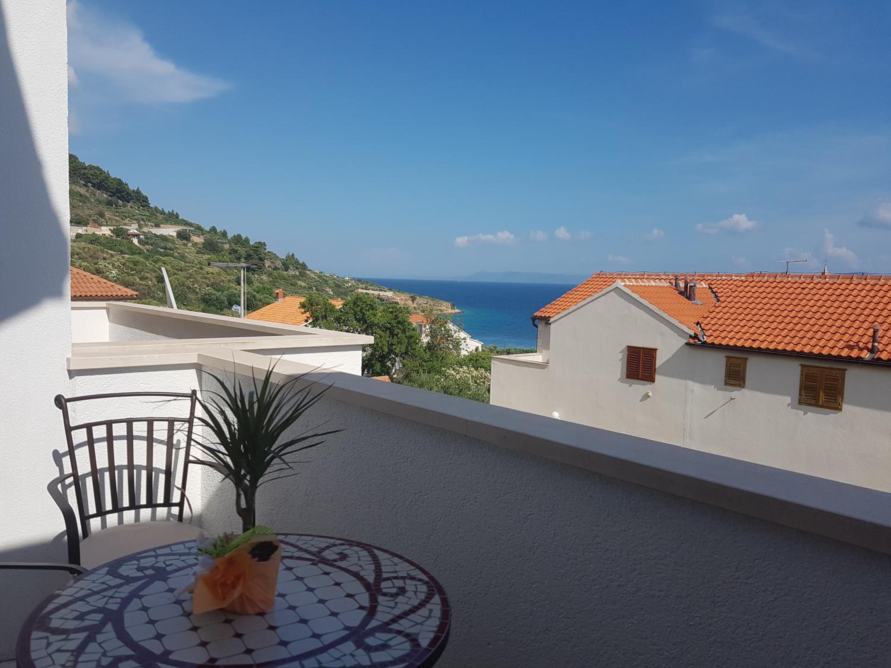 Bol Apartment Keka