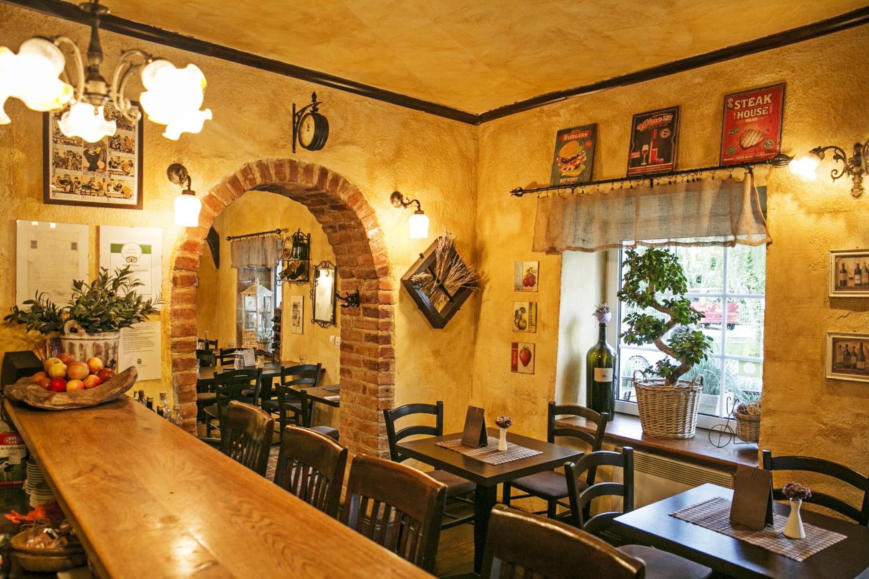 Apartments Hiša Pod Gradom
