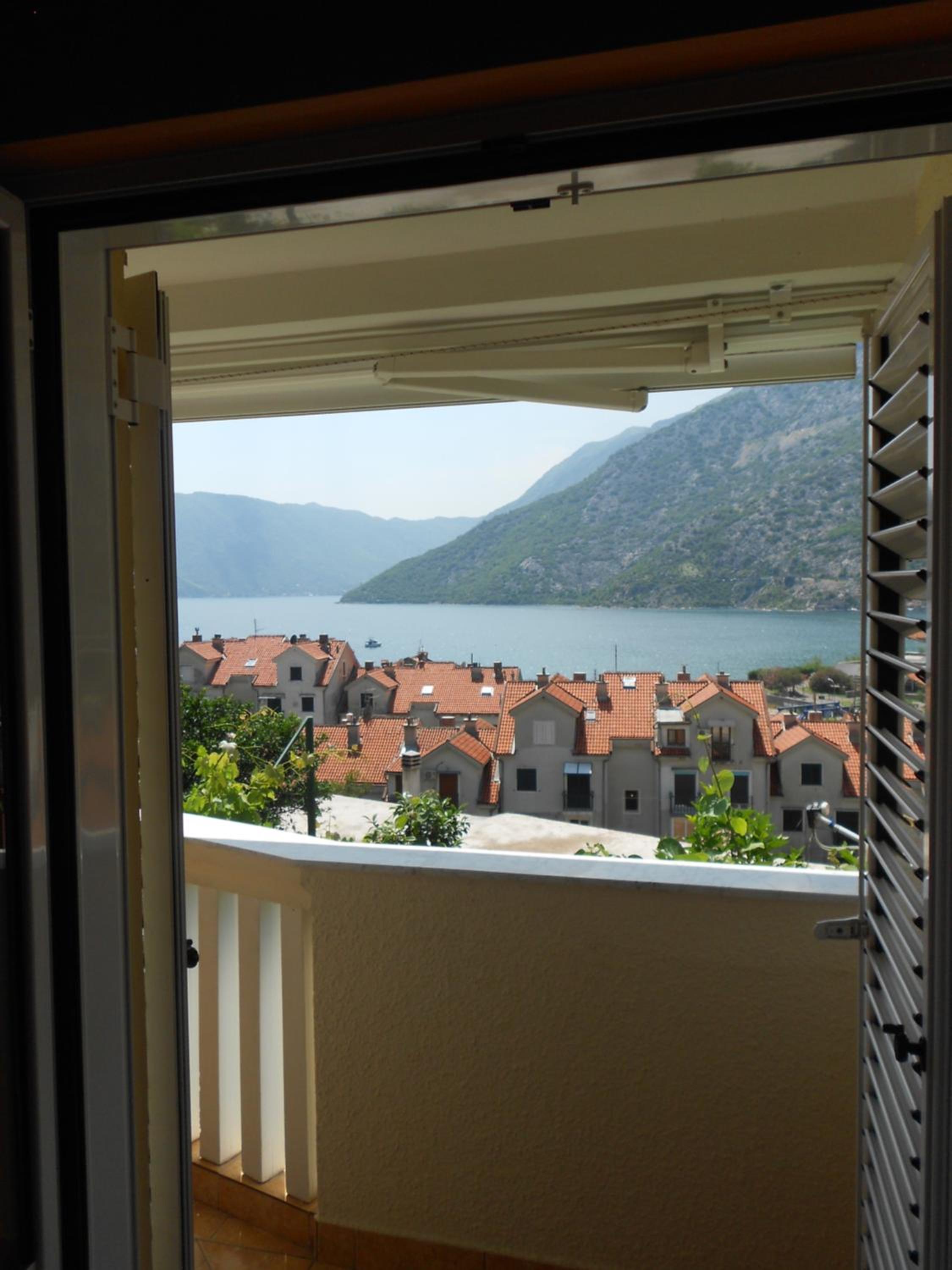 Lorena Rooms photo 5