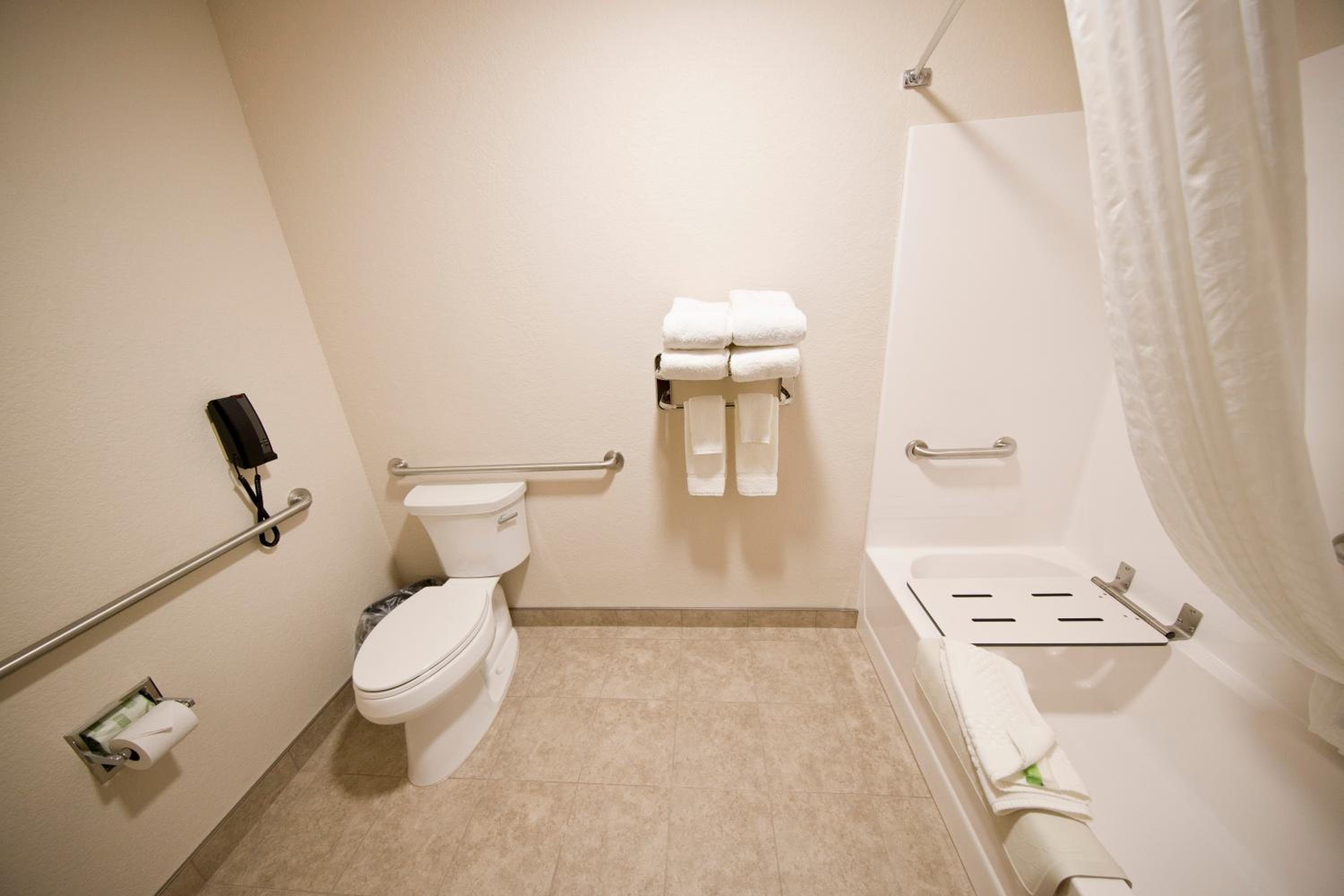 Cobblestone Inn Suites -Clarinda - Property Image 36