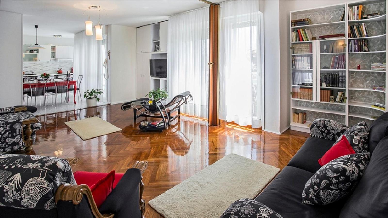 Luxury Apartment Eleven - sea, relax & free parking view 5