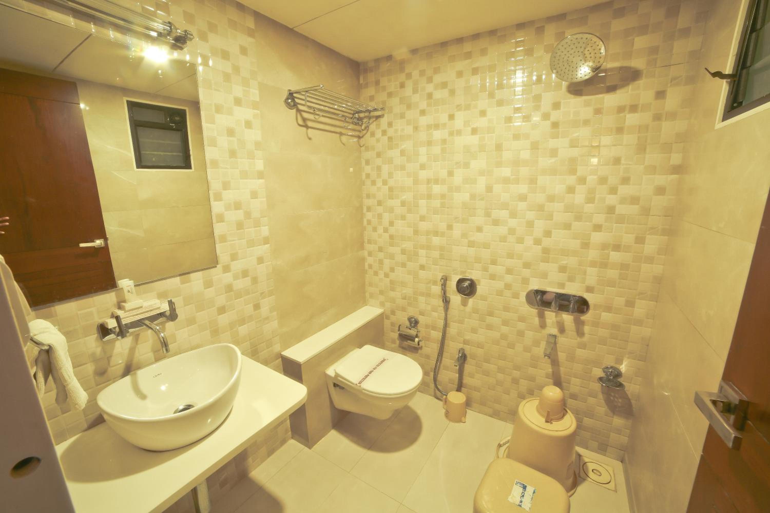 Hotel Grand Pragati