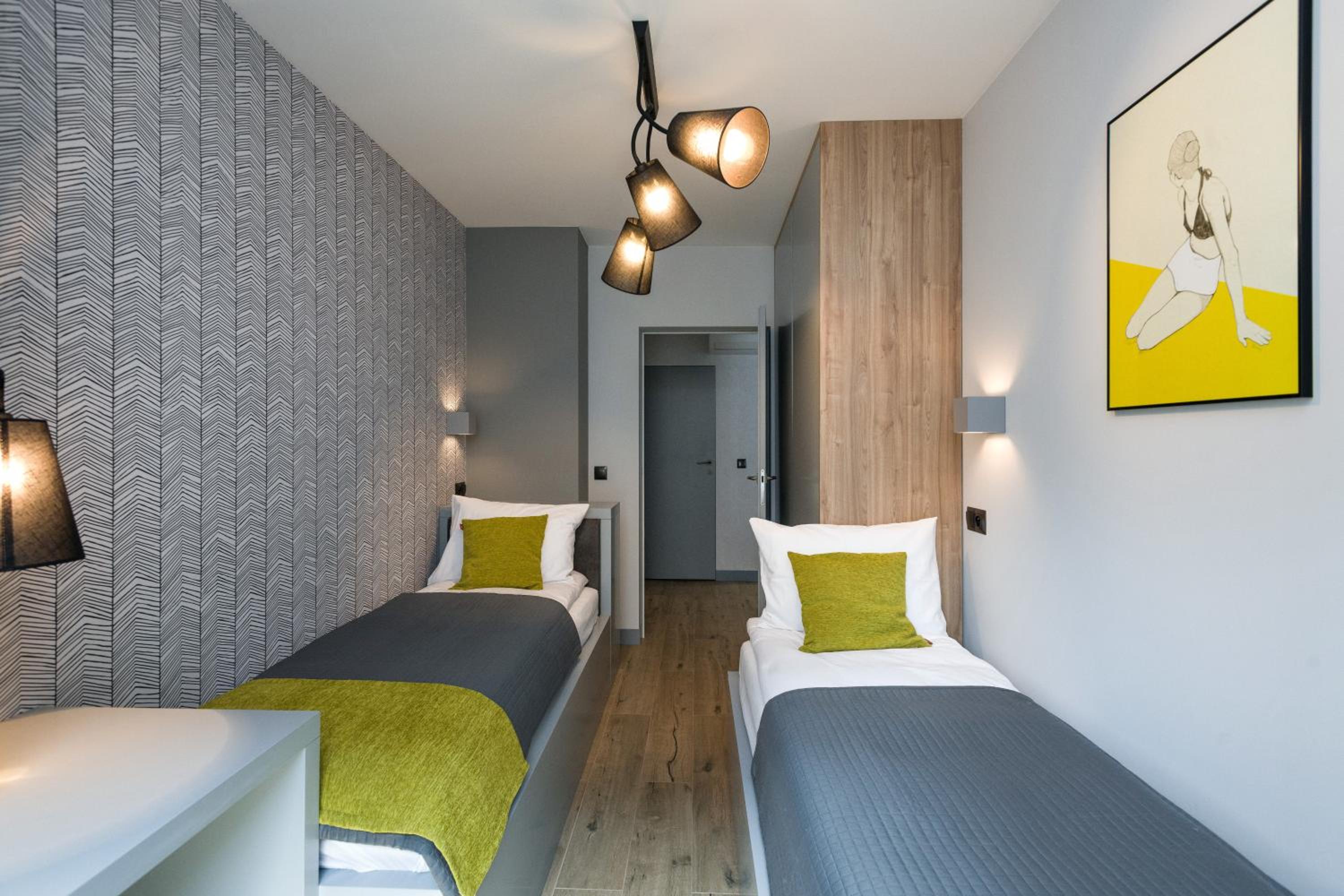 Exclusive Apartment Solna 1 view 5