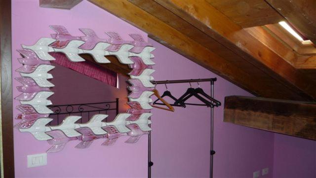 Photo 104