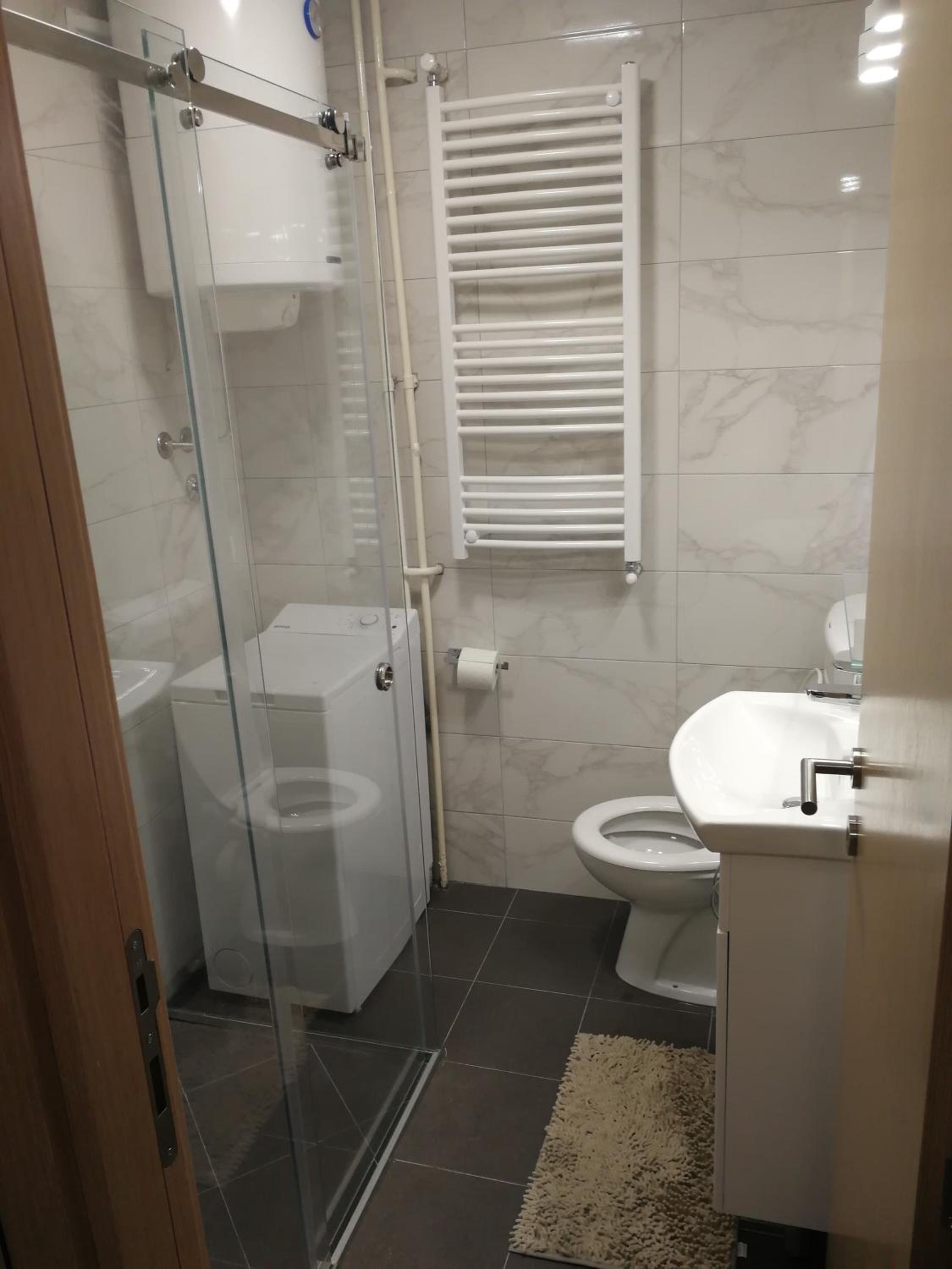 Apartment Oasis BANOVO BRDO-ADA CIGANLIJA view 3