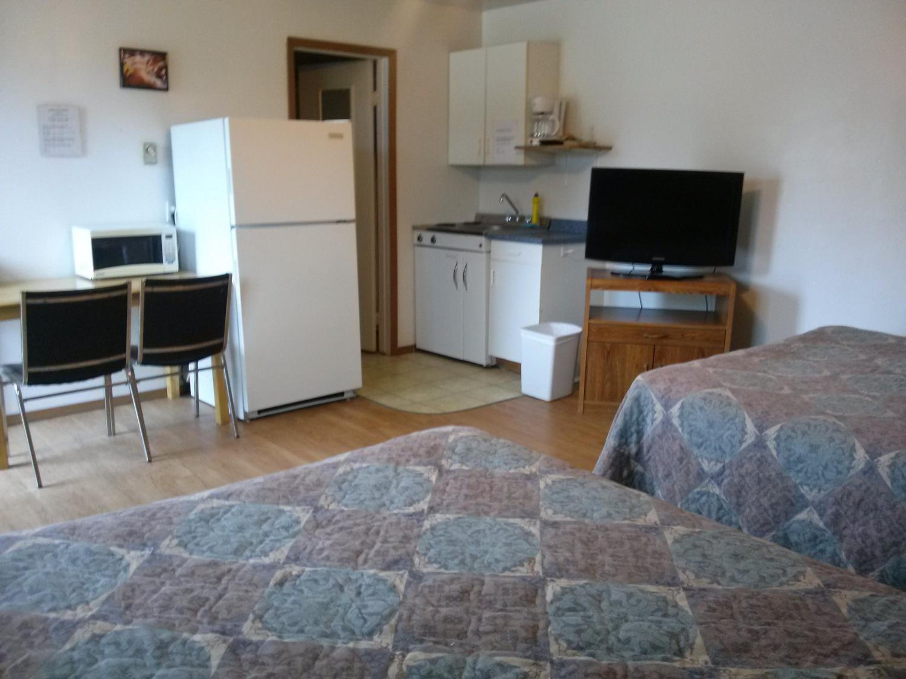 Moosomin Motel
