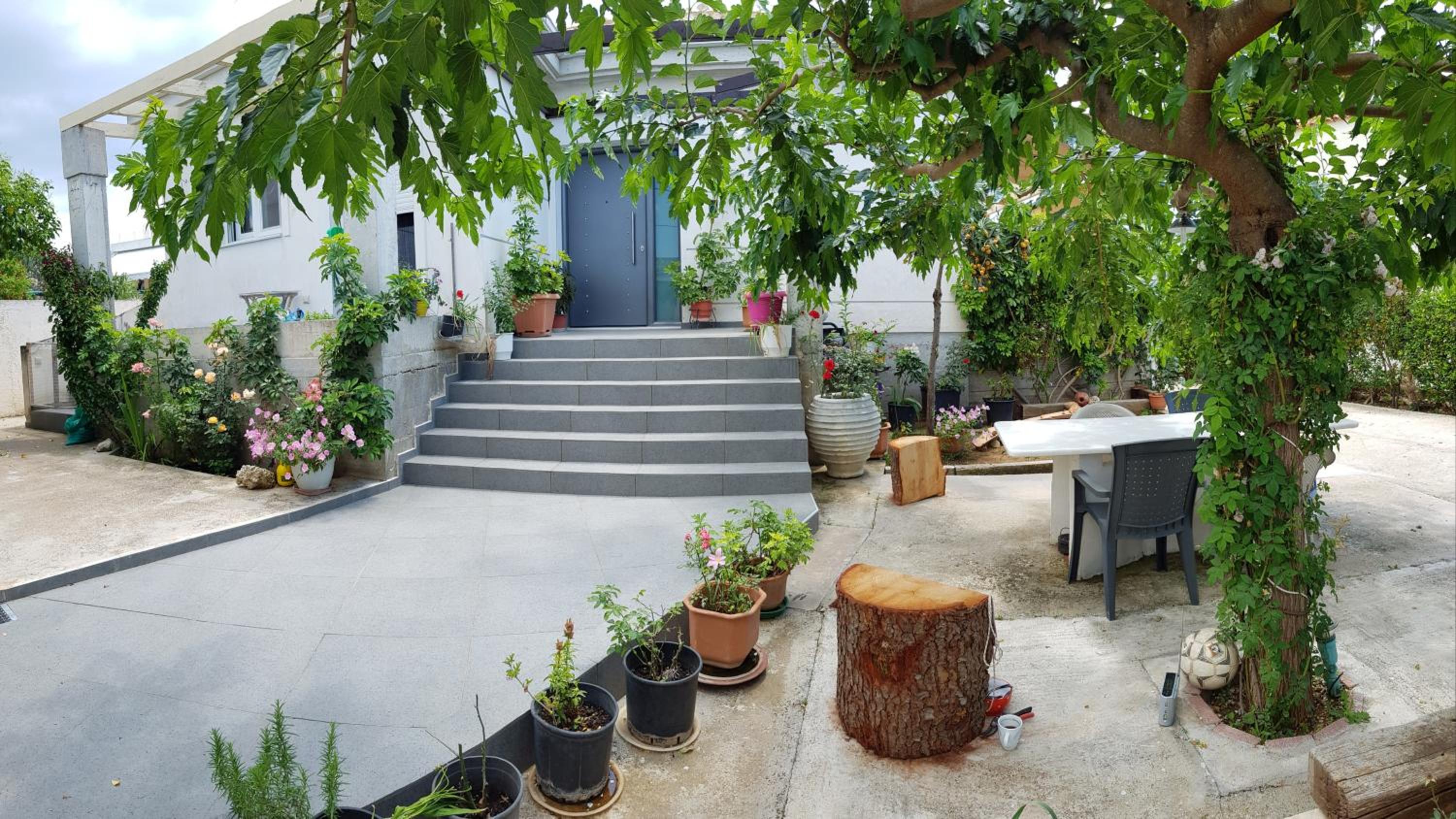 adonia villa