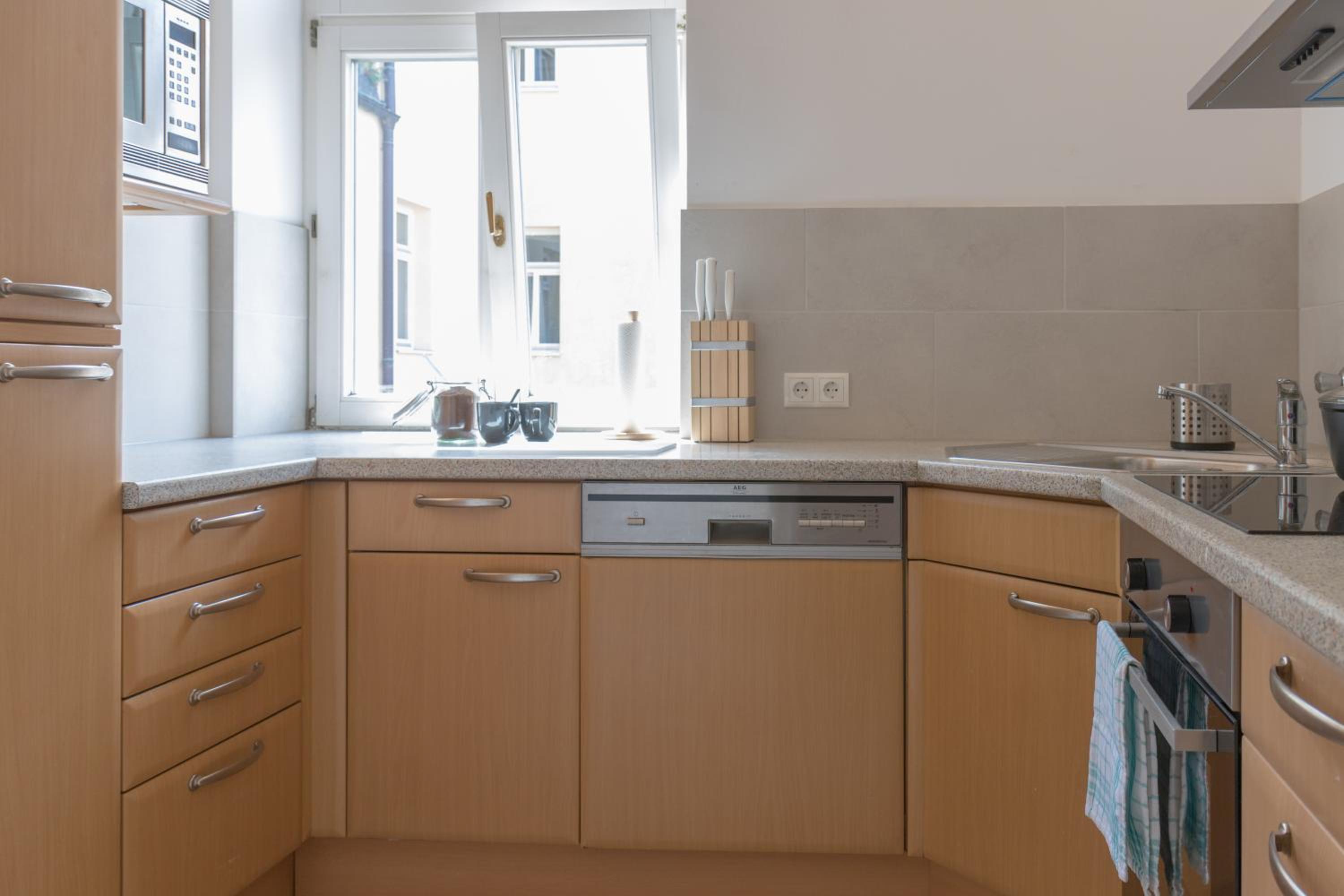 Kingsize Central Station Residence
