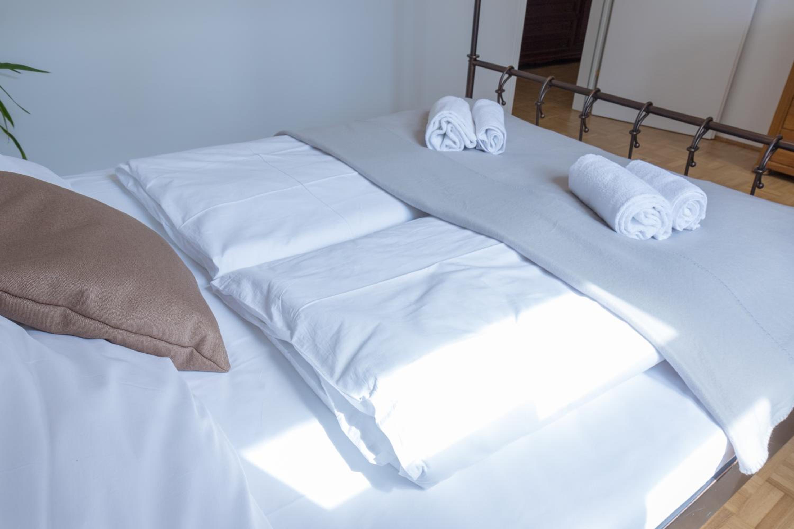 Kingsize Central Station Residence