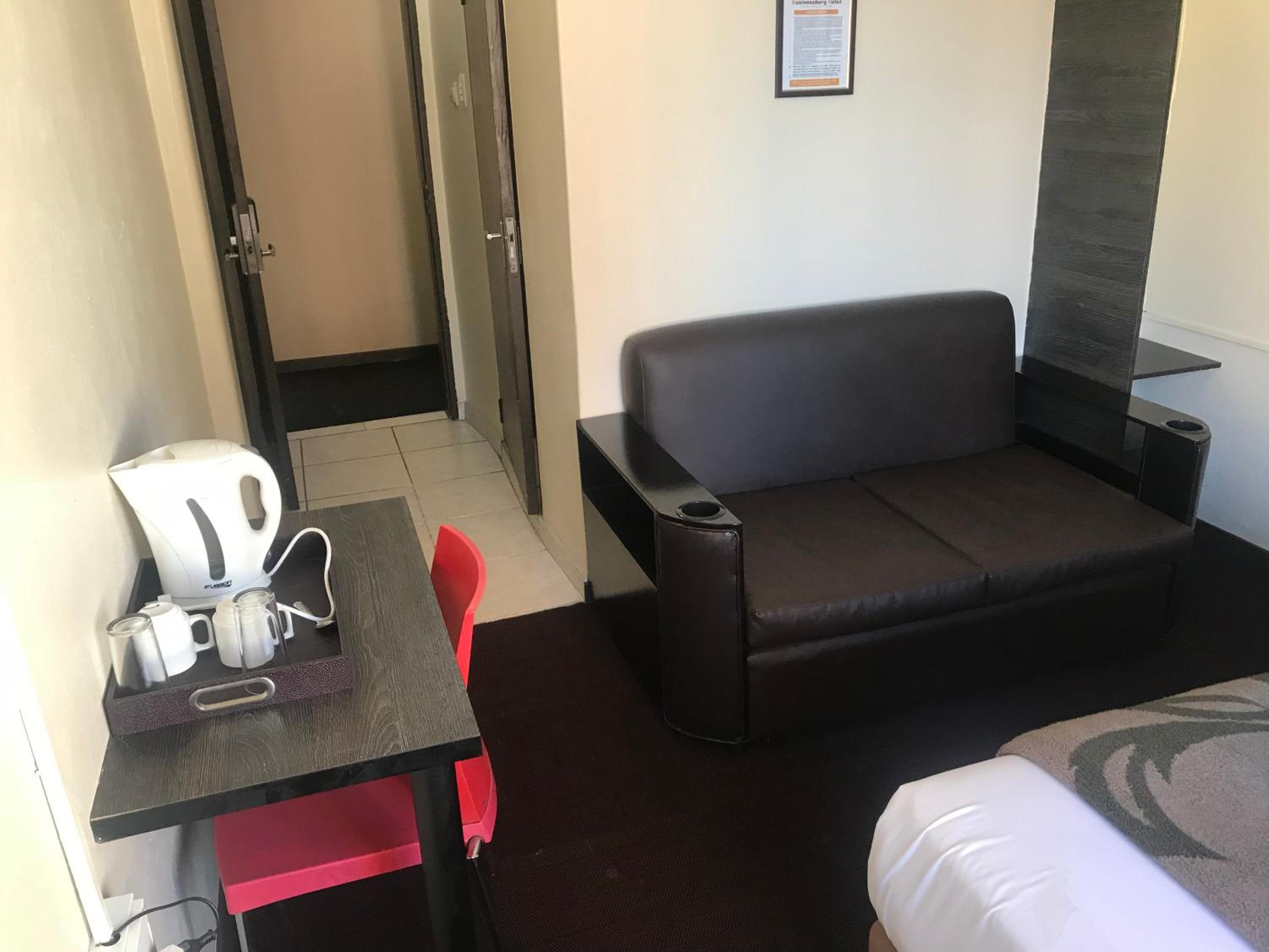 Johannesburg Vacations - Businessburg Hotel - Property Image 16