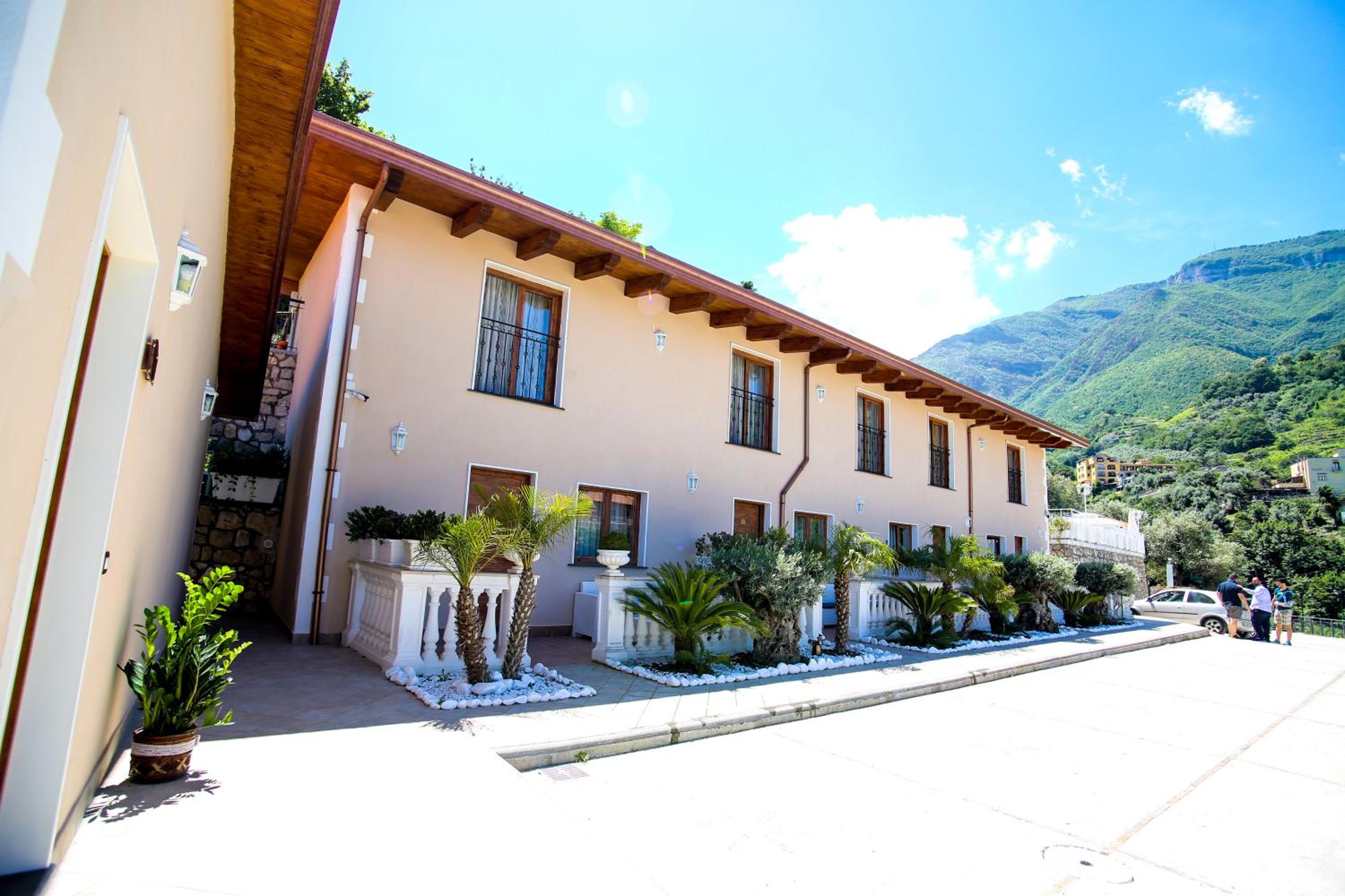 Hotel Villa Catiè - Image 1