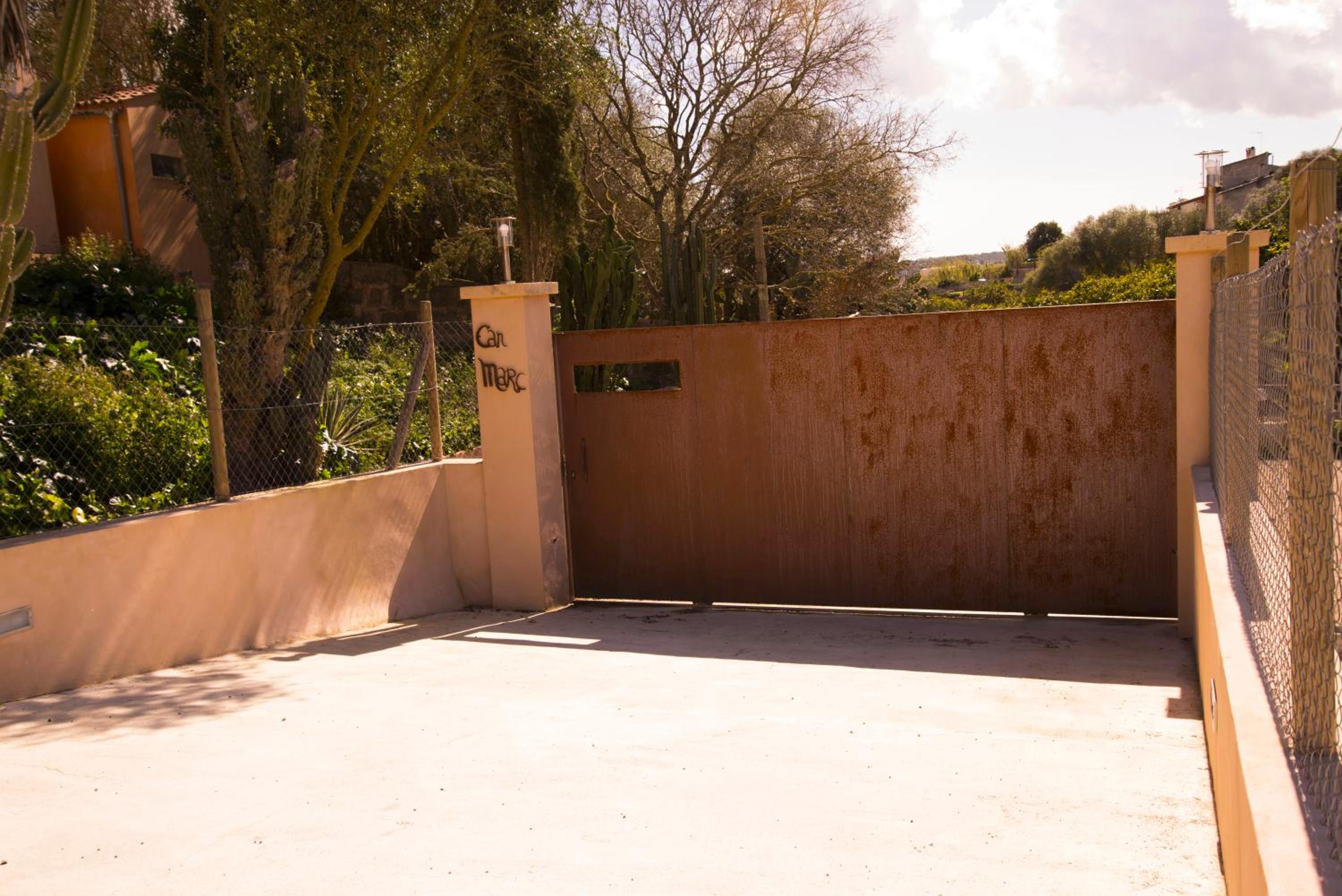 Photo 18