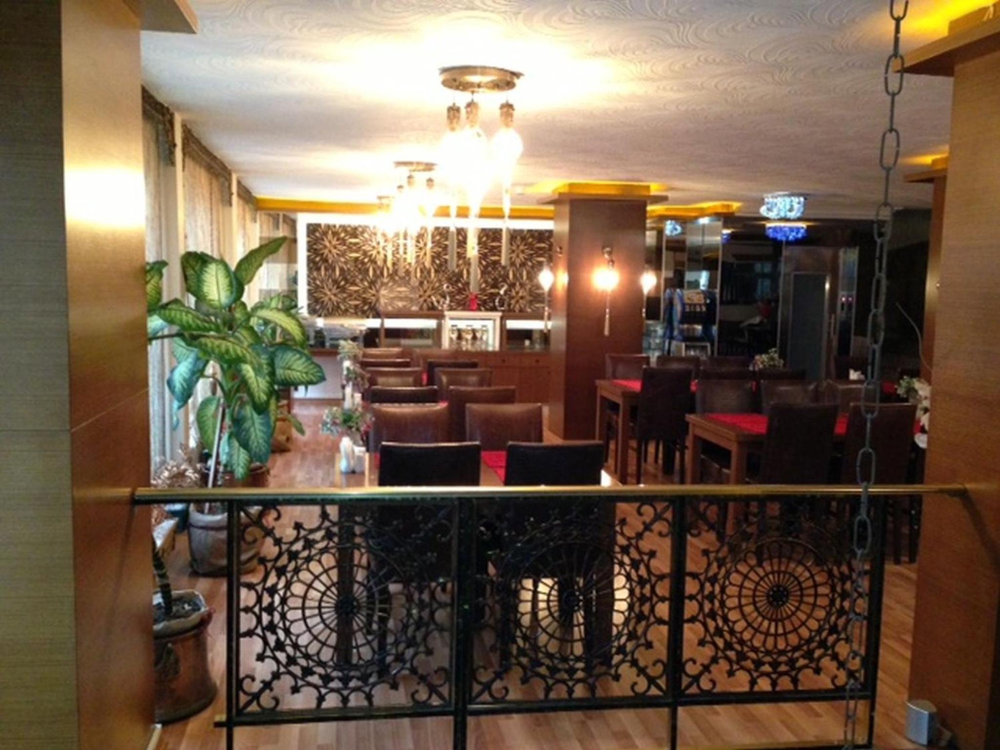 Maya Hotel - Image 19