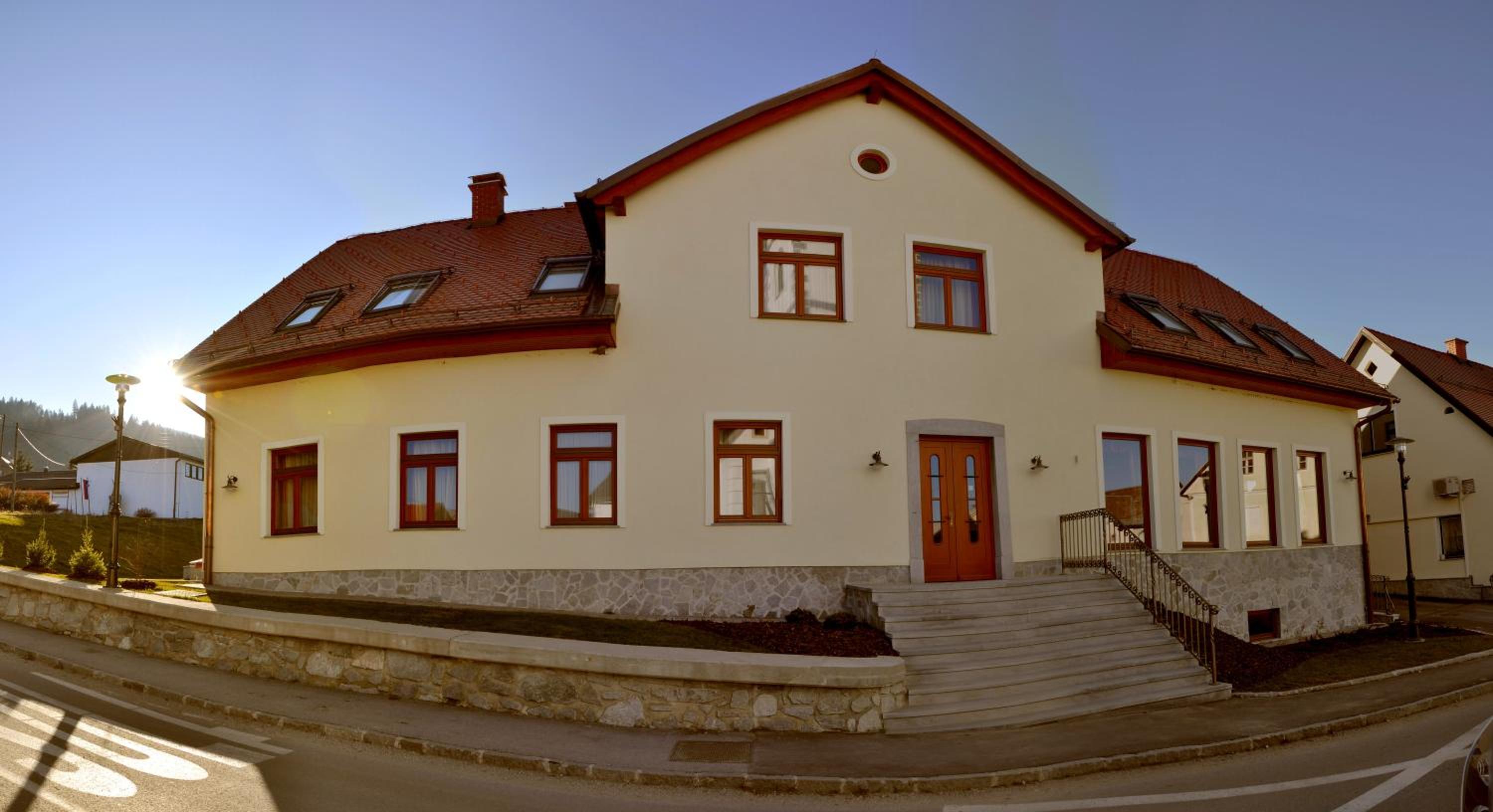 Photo 21