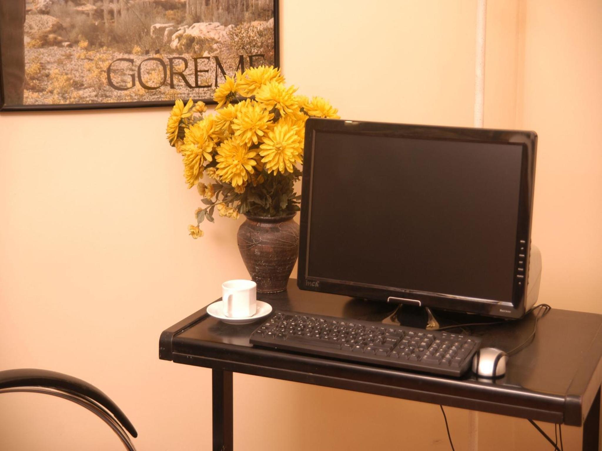 Maya Hotel - Image 22