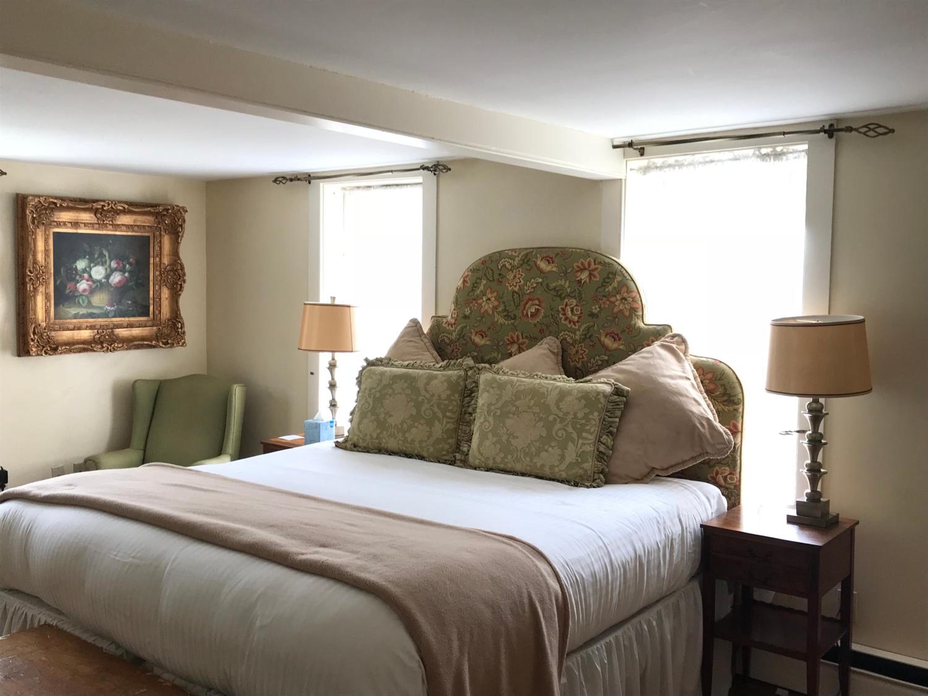 Admiral Farragut Inn