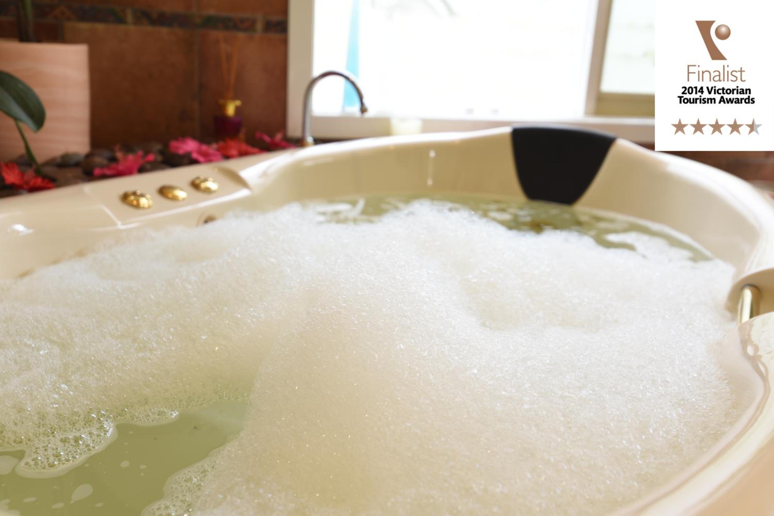 Lakeside Cottage Luxury B&B