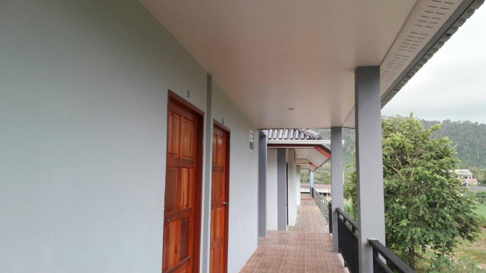 Tamarind Lanta Resort