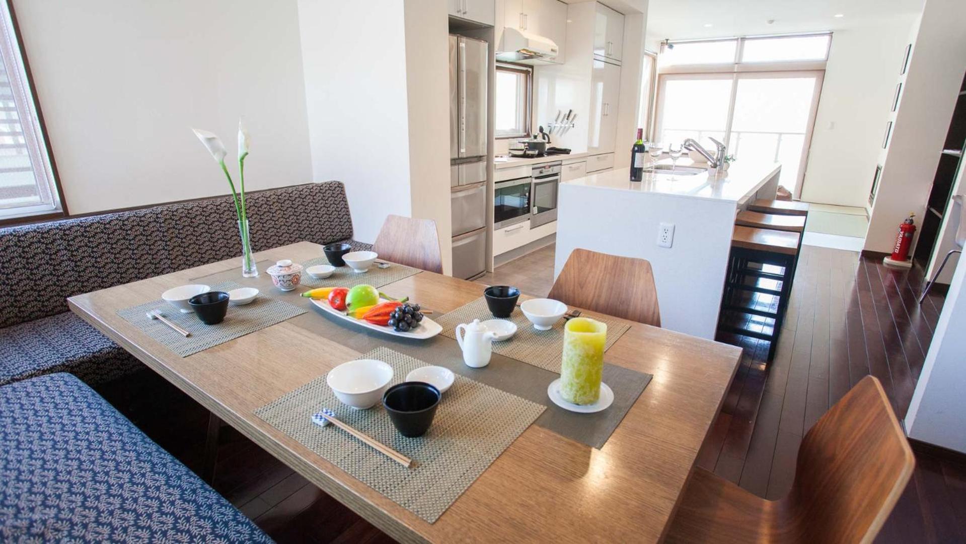 Toshokan Townhouse