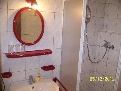 Photo 36
