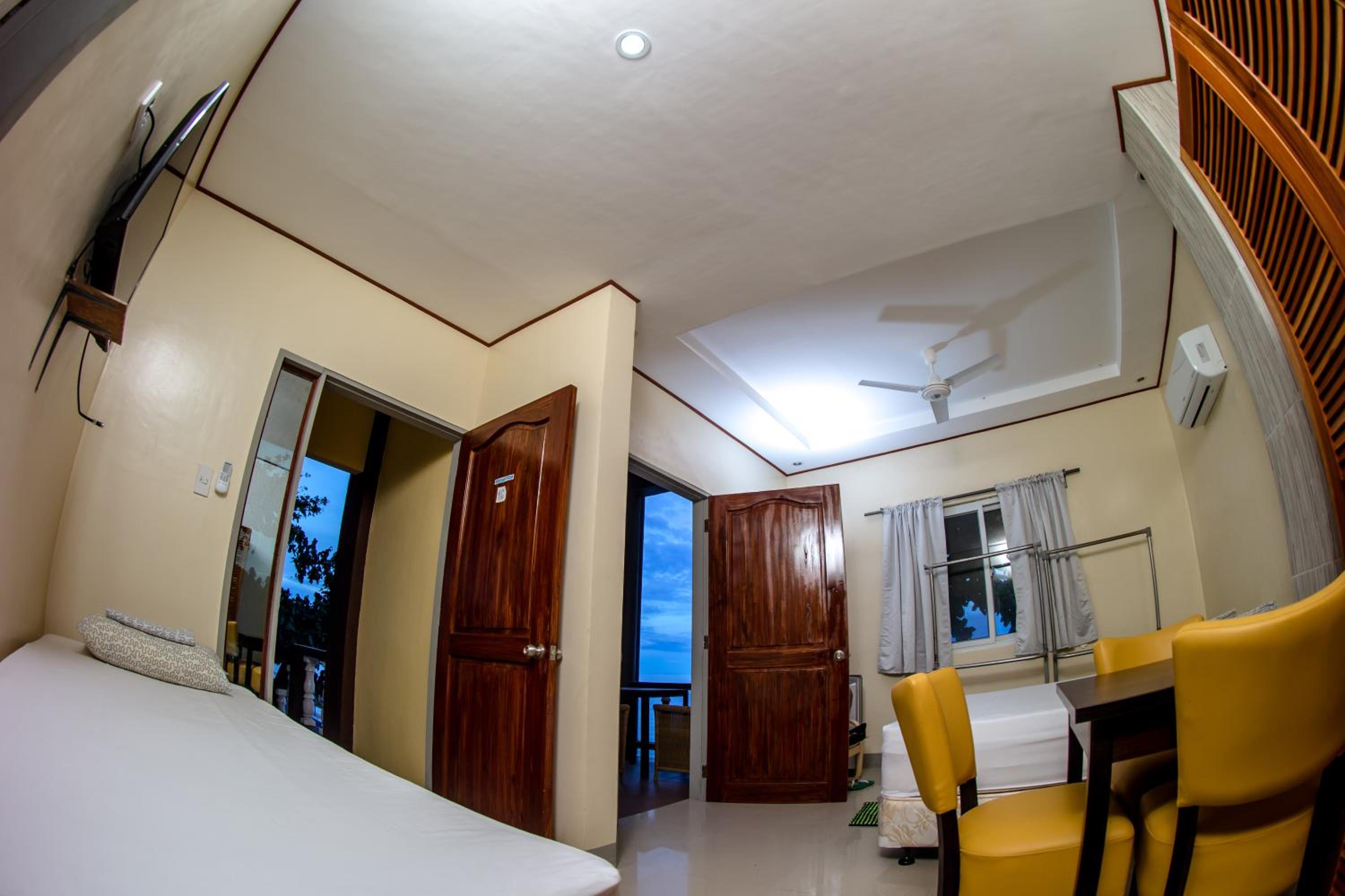 Oslob Seafari Resort, Oslob - 15