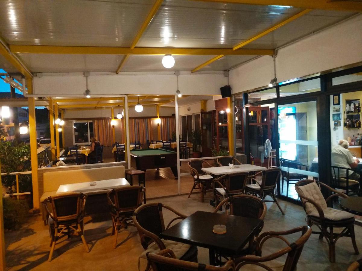 restaurant
