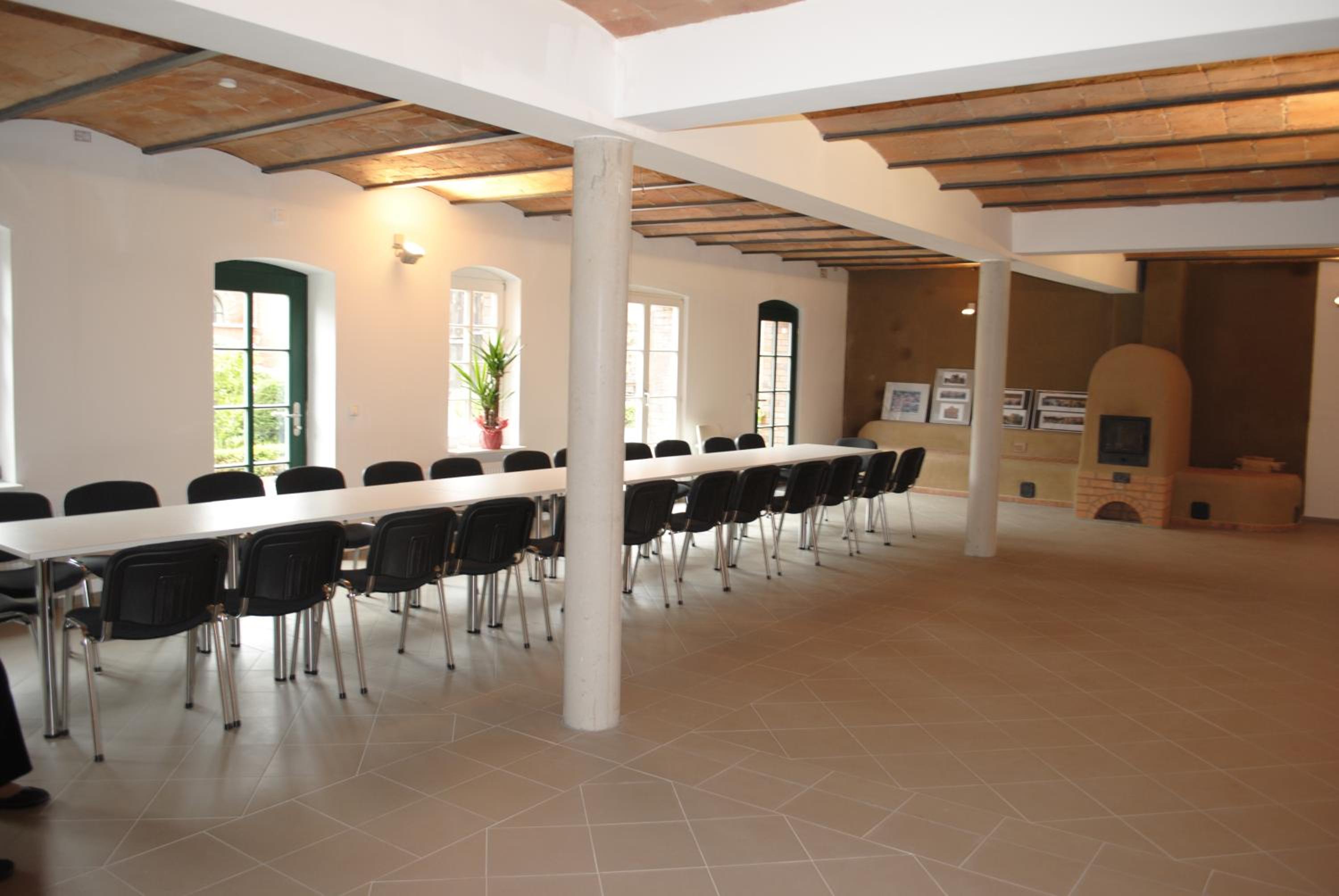 meeting & event spaces