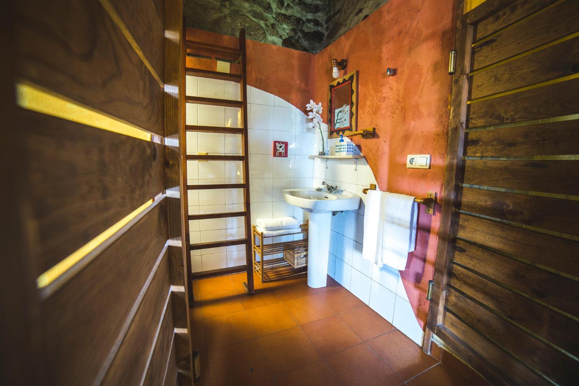 Caserío da Castiñeira view 5