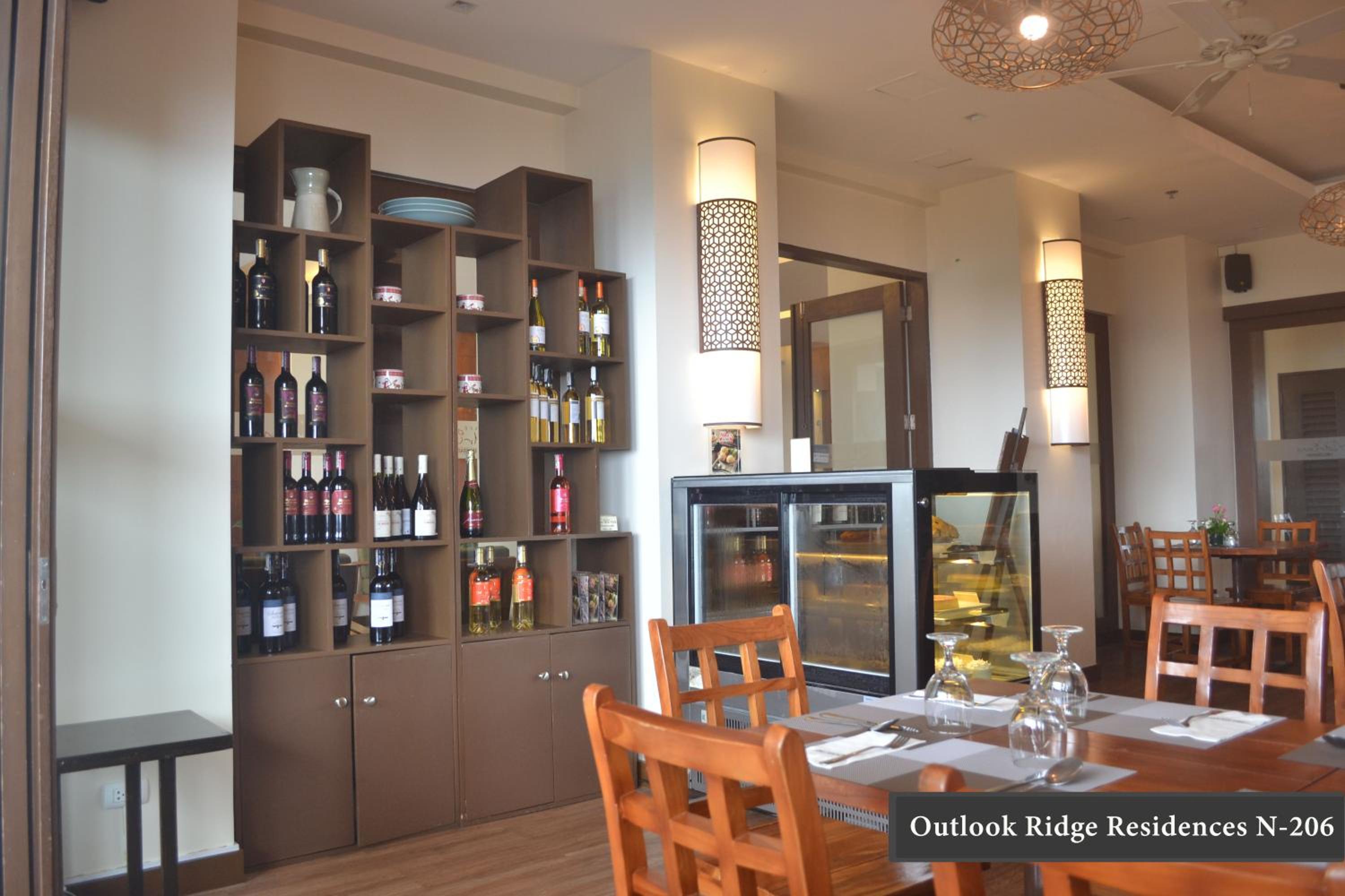 Outlook Ridge Residences - North